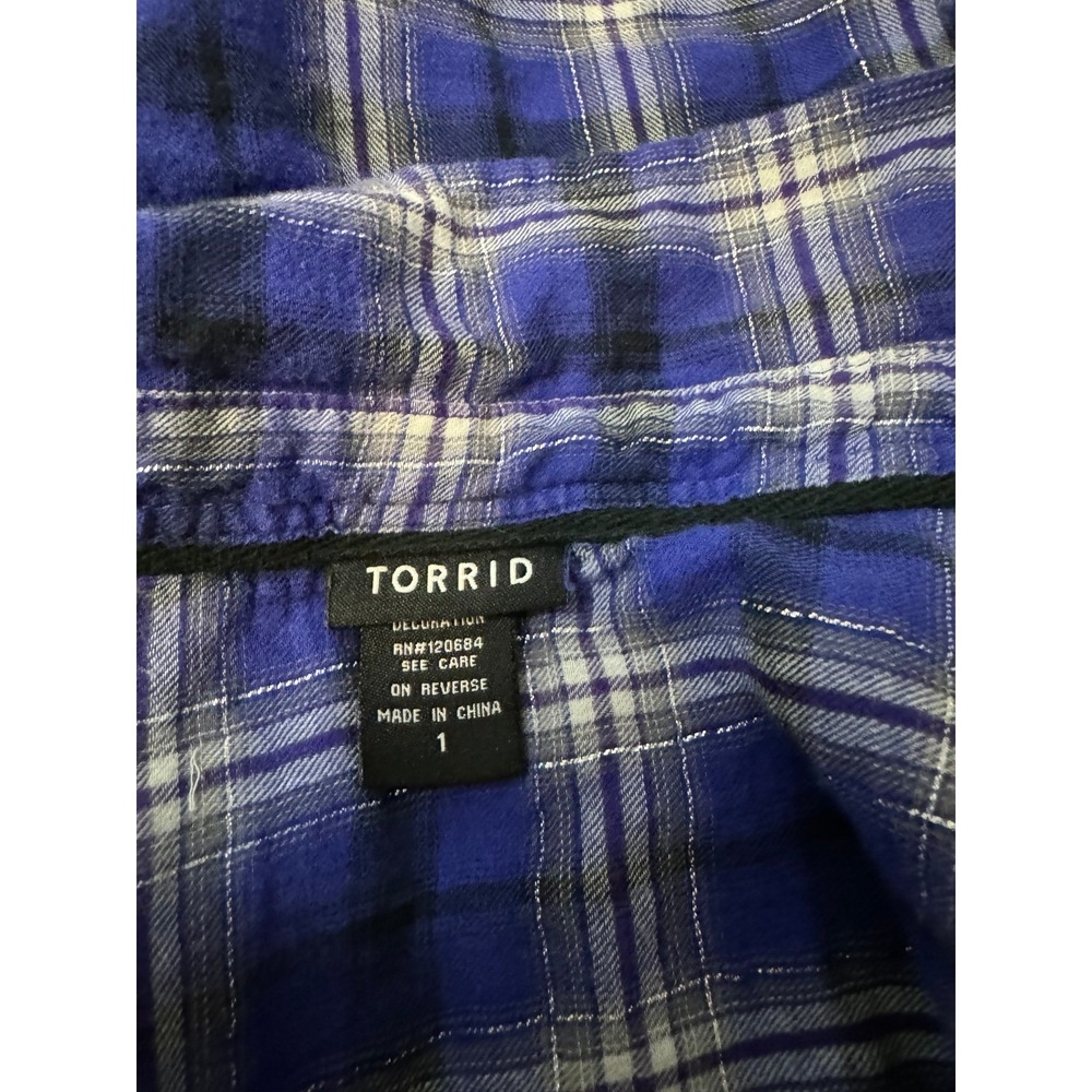 Torrid Women's Button-Up Flannel Top‎ - Picture 3 of 6